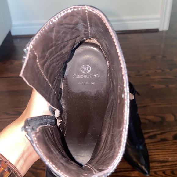 Capezzani Genuine Black Leather Ankle Boots - Picture 6 of 6